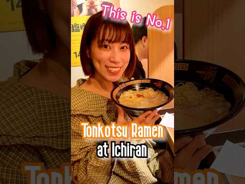 A Japanese girl shares world's best Tonkotsu Ramen at Ichiran