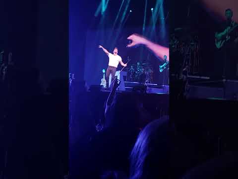 Amigos - Pablo Alborán - 8/11/23. Movistar Arena, Buenos Aires, Argentina.