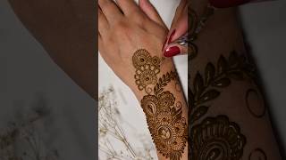 Intricate bridal Henna design #henna #mehndi #hennaart