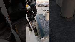 Replacing Roof Insulation | Precision Work on the Roof 🔧🏗️