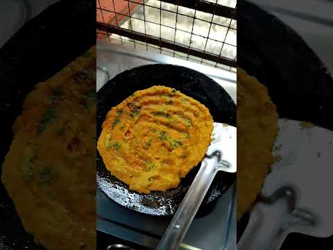 chana daal ka chilla - Easy yummy & tasty breakfast recipe #shortsvideo #shorts #chanadalkacheela