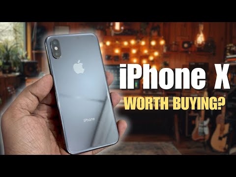 iPhone X: Display, Camera and Battery Life | Is it WORTH Buying?