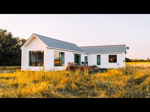 *New* Modern Minimalistic House w/ Open Floor Plan Full tour!