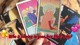 Who is coming in your love life & why?♥️ Hindi tarot card reading | Love tarot card reader