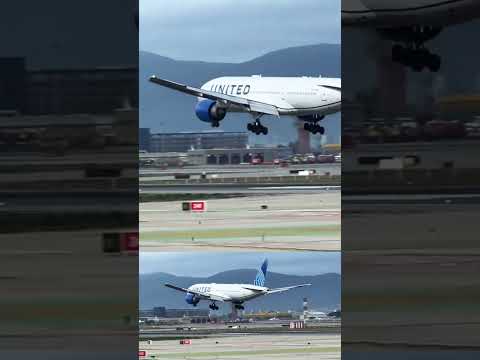 United smooth landing at Barcelona #youtubeshorts #remix #planespotting #aviation #shorts #short