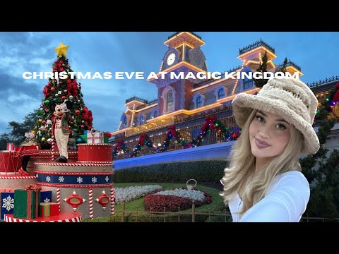 Christmas Eve at Magic Kingdom | Staying until Midnight | Skipper Canteen | Christmas Fireworks