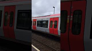 Class 231002 seen at Energlyn & Churchill Park Station #railway #train #britishrailwayfeatures #tfw