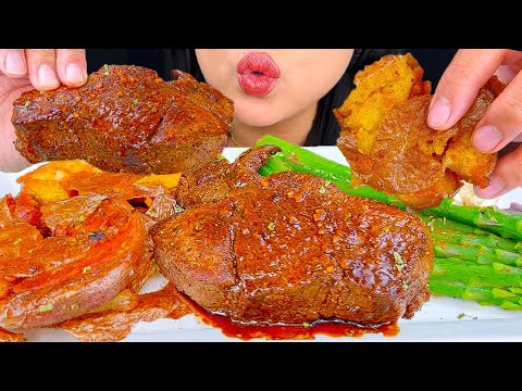 MEDIUM RARE STEAK TENDERLOIN AND CRISPY SMASHED POTATOES | EATING SOUNDS | MUKBANG | ASMR Phan