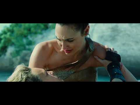 Wonder Woman Battle on the Beach 4K