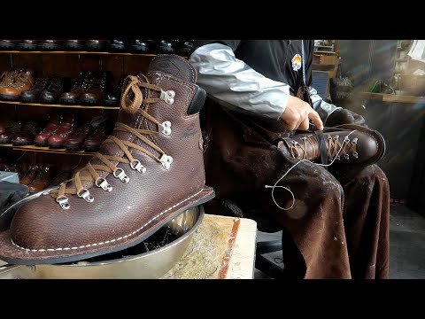 The process of a professional mountaineer making hiking boots. Amazing Korean handmade shoe workshop