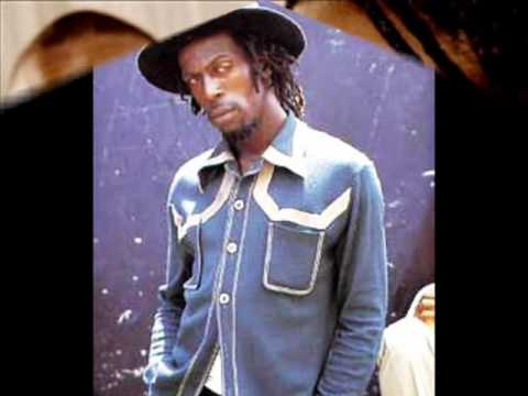 Gregory Isaacs - Don't Believe In Him