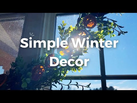 Simple Old-Fashioned Winter Home Decor