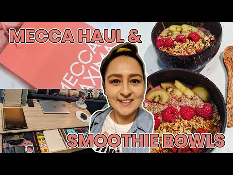 MONTHLY VLOG | Mecca Haul | Drunk Elephant Skin Care | Desk Tidy | Smoothie Bowls.