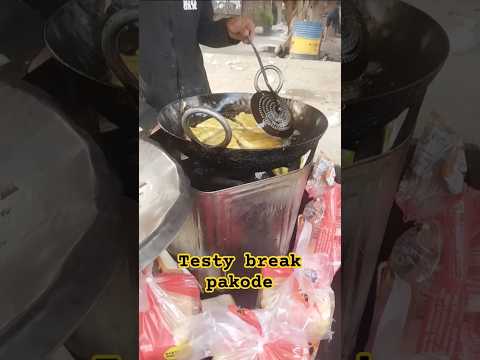 Delhi ke testy bread pakode #shorts #ytshorts #food #foodlover