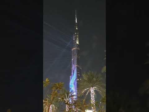 #burjkhalifa #light Beautiful view of Burj Khalifa from far