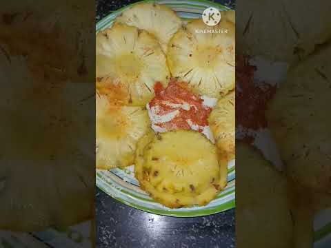 pineapple with salt and chilly/summer treat pineapple with chilly powder and salt/pineapple recipe