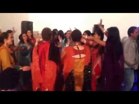 BOLLYWOOD DJ IN ITALY Diwali Blast With Deejay Aery In Bra Nov2013. Love you All