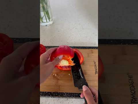 Cant believe i just learned this… #CookingHacks #kitchenhacks #lifehacks #chopping #vegetables