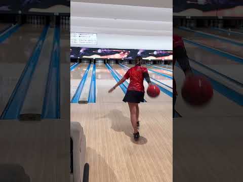 Tokyo gal  good at bowling and baseball