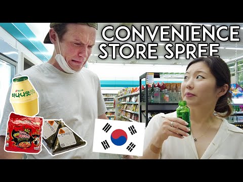 Eating Korean Convenience Store Food in Seoul