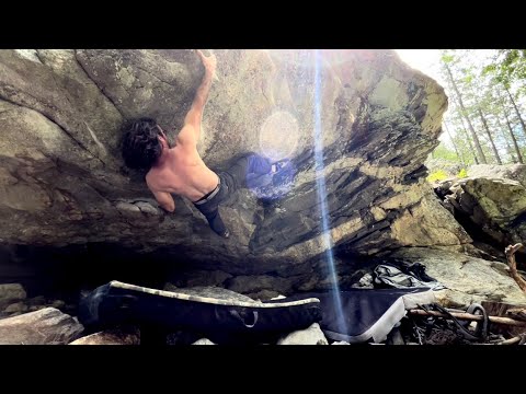 Tucson Bouldering Falling Forever on Molyneux’s Problem V8