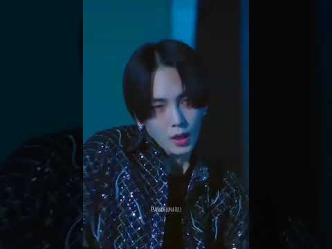 'Tongue Tied' song by #KEY from #SHINee ❤️❤️❤️ #김기범 #키 #샤이니 #shineekey#mv#kimkibum #kpop #tonguetied