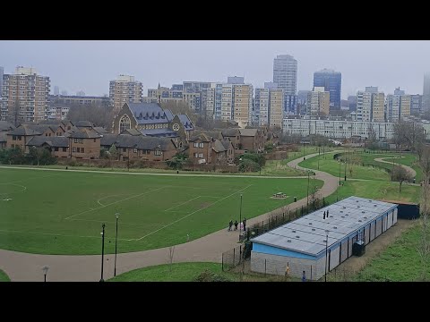 London Balcony View 29th December LIVE