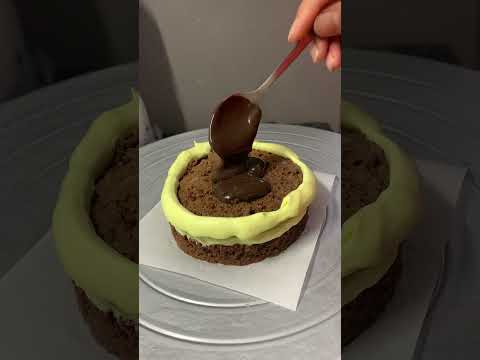 Chocolate Bento Cake in Making | Cake Decorating Ideas | Chocolate Cake #shortvideo #shorts #cake