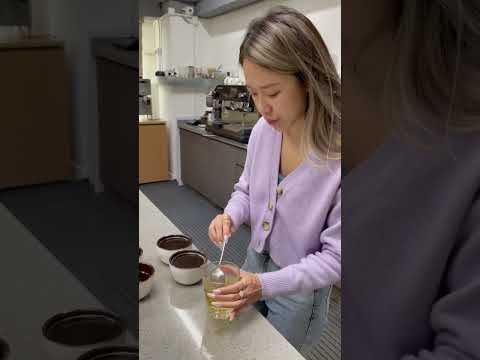 今日阿囡有興趣參與Cupping…..👍👏👏//雀仔哥哥