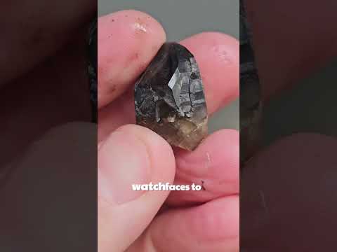 I'm going to get so many magic powers now ✨️ 😌 #dirty #dirtkid #dirtyminer #crystals #smokeyquartz