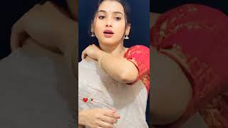 Taarif kisko  nhi pasand ❤️ Love story 💯  Status #rendyeditz #love_status#short_viral video Status