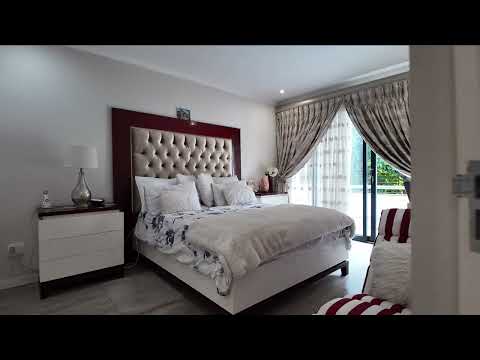 2 Bedroom Apartment For Sale in Bryanston, Sandton