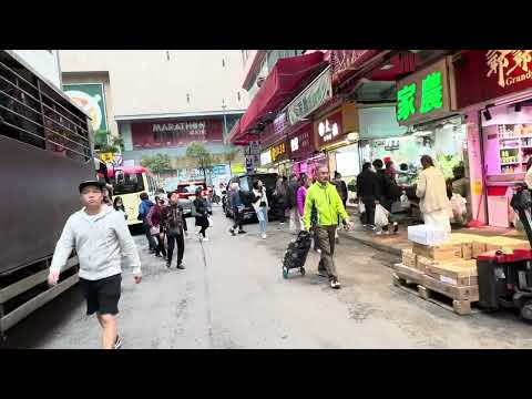 [香港街拍] 荃灣河背街 (近楊屋道街市) - ￼人流勁多，￼人車爭路，行路仲快過私家車，荃灣最繁華的街道之一