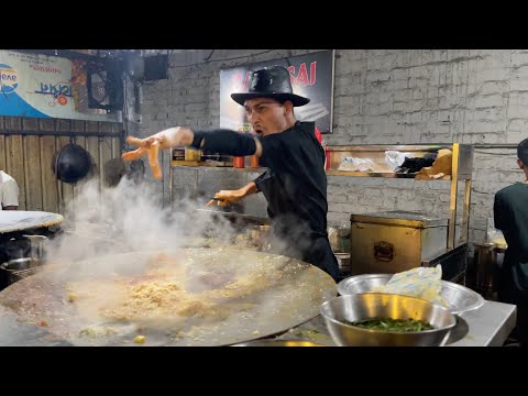 The Dancing Cowboy Chef of Surat | Street Food