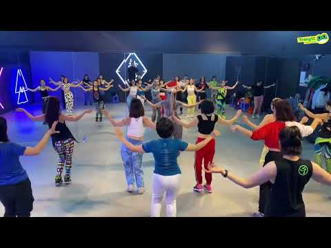 GIEO QUẺ (Casting Coins)| Hoàng Thuỳ Linh | Trang Ex Dance Fitness - Bản phòng tập