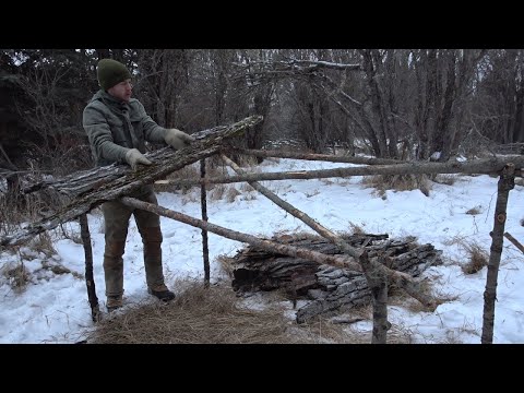 Winter Camping - Minimal Gear and a Natural Shelter