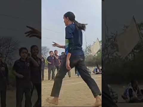 ऐसी धाकड़ हैllaisi dhaakad hai#girls Kabaddi performance#shorts