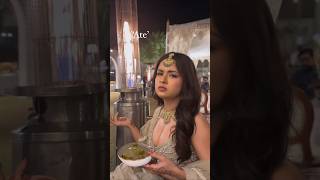 #avneetkaur ATE.. LITERALLY!!! #shorts #bollywood #actress #lehenga #food #atetrend