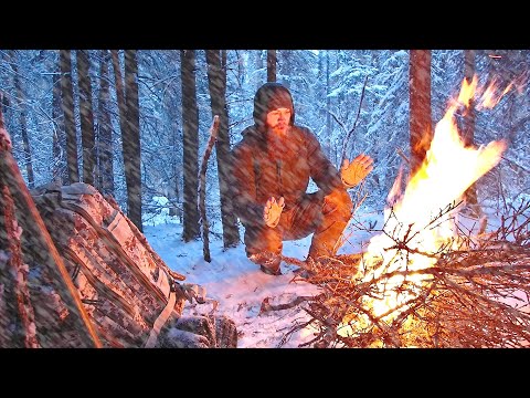 Emergency Snowstorm Survival with a Vehicle Survival Kit