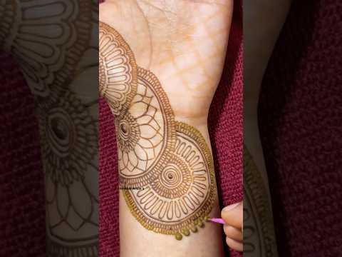 #shorts very unique nd beautiful mehndi design