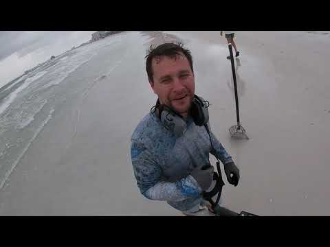 Metal Detecting Clearwater in a Storm!!