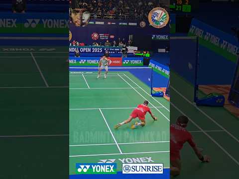 Axelsen's knee defence and smash💥🔥🔥#badminton #viktoraxelsen #axelsen #shorts