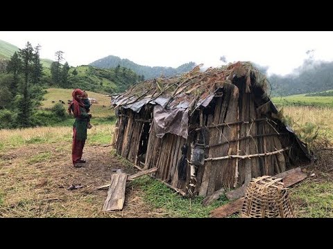 Organic Nepali Mountain Village Shepherd Life | Rainy Day | Most Peaceful And Relaxing Rural Life |