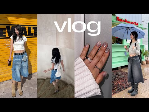 vlog✦ 콧바람 쐬며 종로 한바퀴🚶🏻‍♀️ 비오는 날 성수 팝업 구경 총총. 사부작 계절옷 정리. new 네일아트. 경락 4회차 후기💆🏻‍♀️ 직장인 일상브이로그. 데일리룩