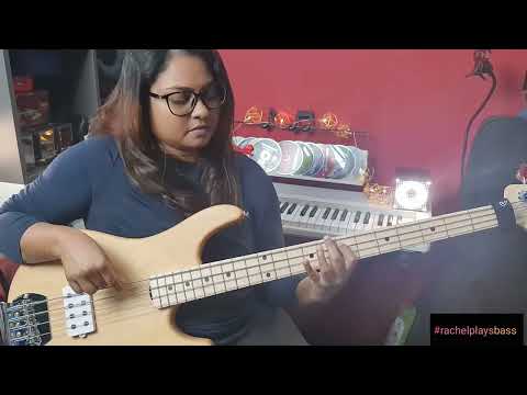 ‎@rachelplaysbass  : 1min-Cover Song | No Doubt | Marry Me | Bass Cover