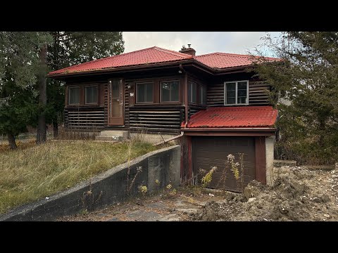 Mysterious ABANDONED 1960’s Log Cabin Found Deep In The Woods | WHERE DID EVERYONE GO?!?!