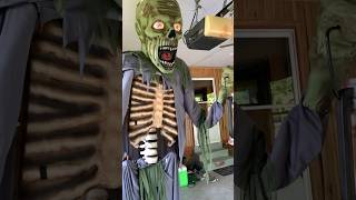 9ft Zombie is here! This Lowe’s animatronic is amazing. #halloween #animatronics #loweshalloween