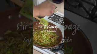 Stir fry Cabbage #stirfry #stirfryrecipe #stirfrycabbage #stirfryveggies #foodie #cabbagerecipe