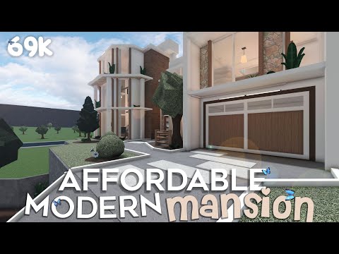 Affordable Modern RP Family Mansion | Welcome to Bloxburg (no advanced placing) Speed Build