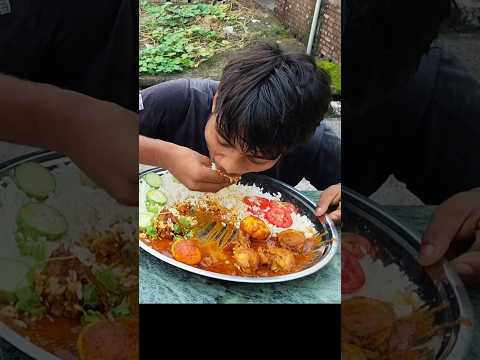 CHICKEN EGG CURRY& SALAD EATING #shortsfeed#shorts#viralshort #food #asmr